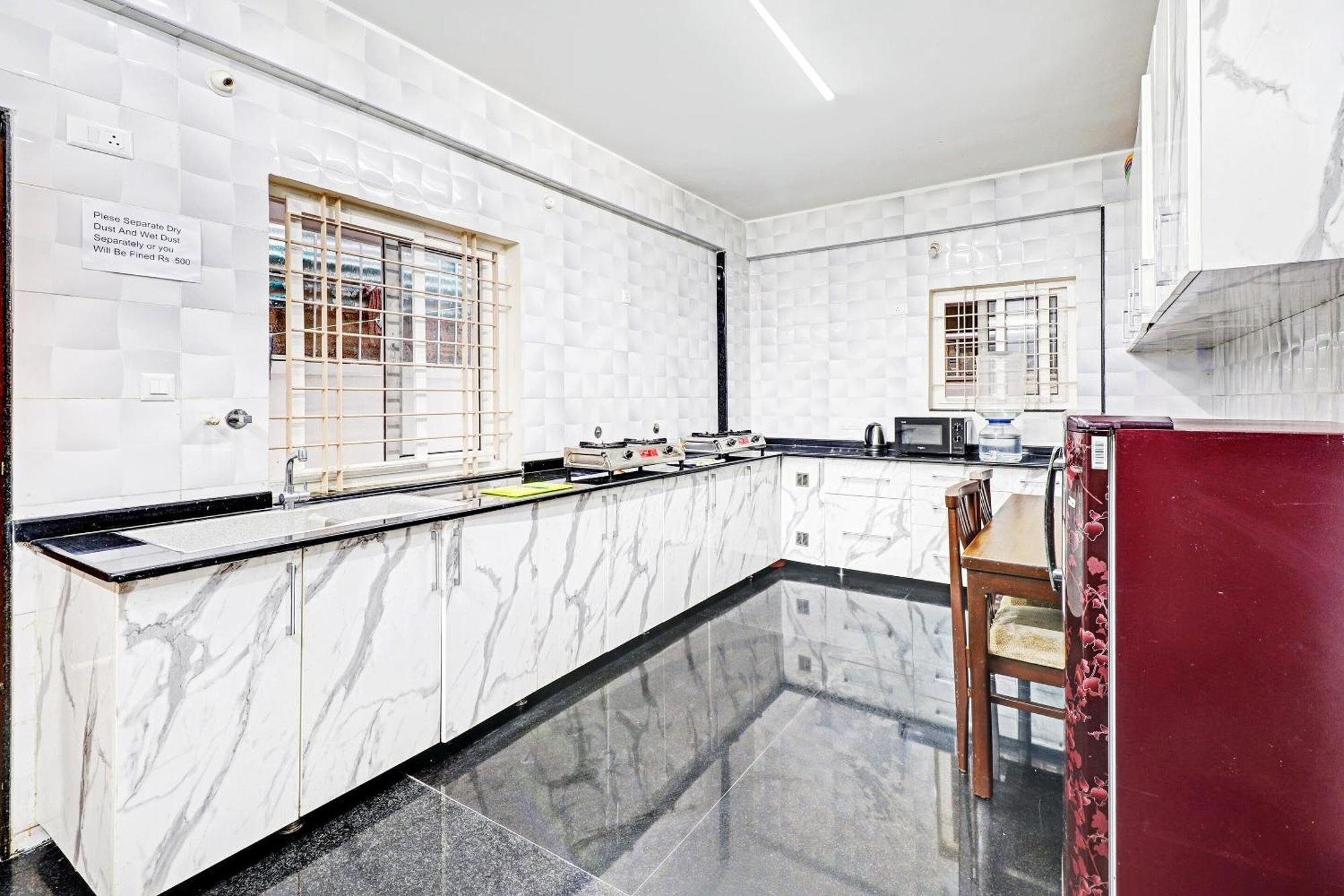 Capital O R R Residency Hotel Bangalore Eksteriør billede