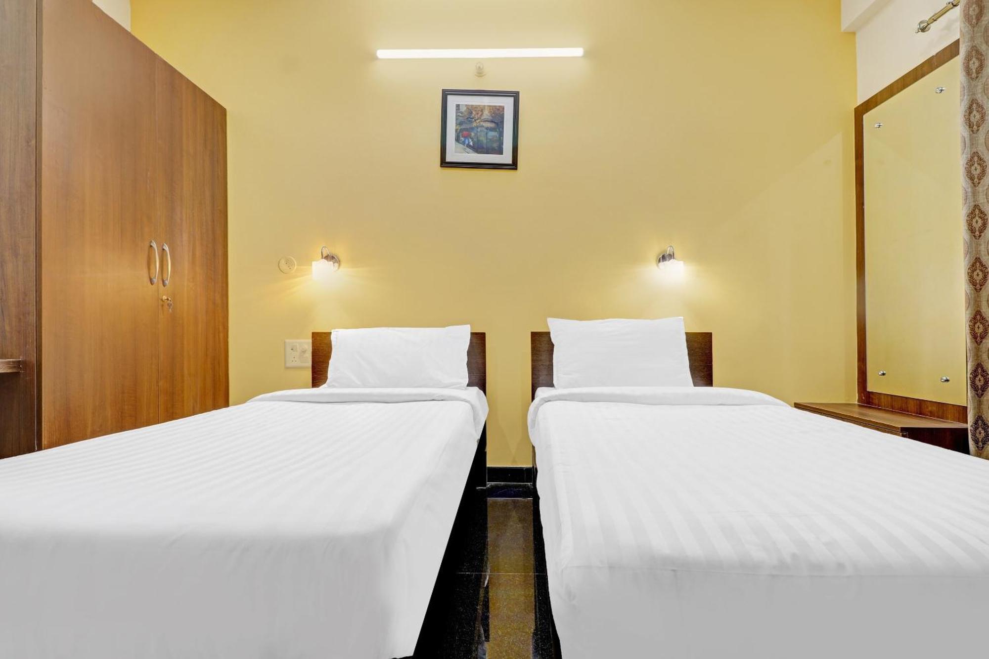 Capital O R R Residency Hotel Bangalore Eksteriør billede