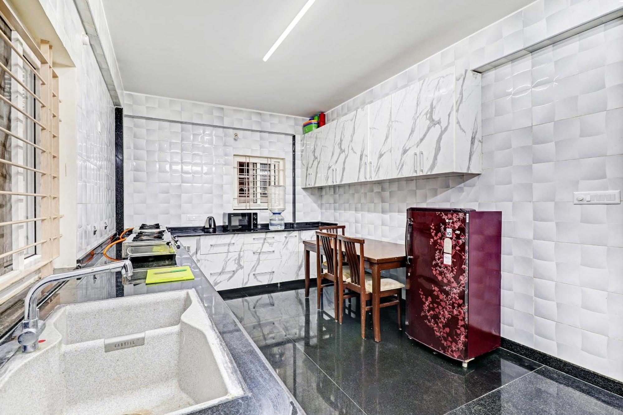 Capital O R R Residency Hotel Bangalore Eksteriør billede